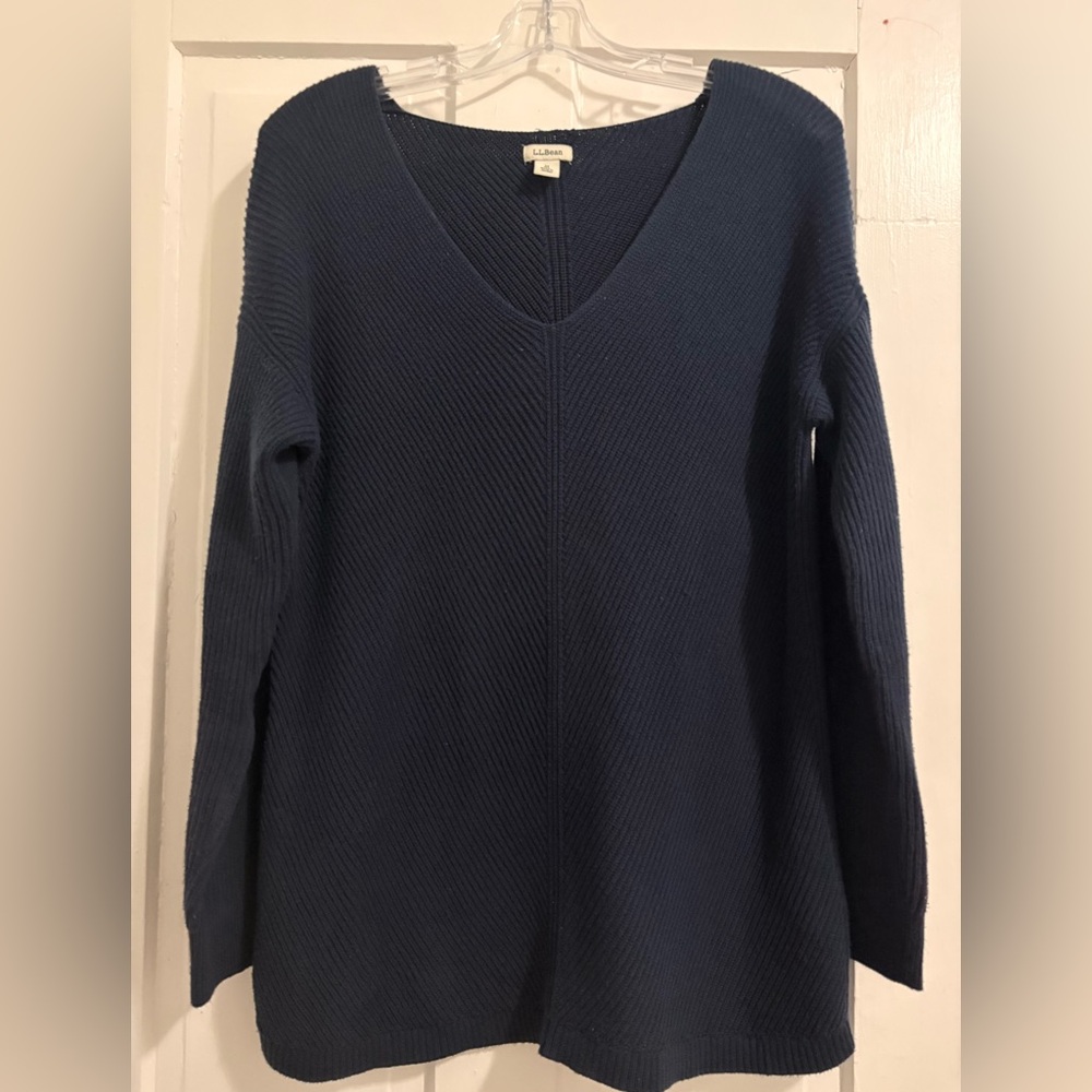 L.L. Bean Women's Deep Blue V-Neck Sweater